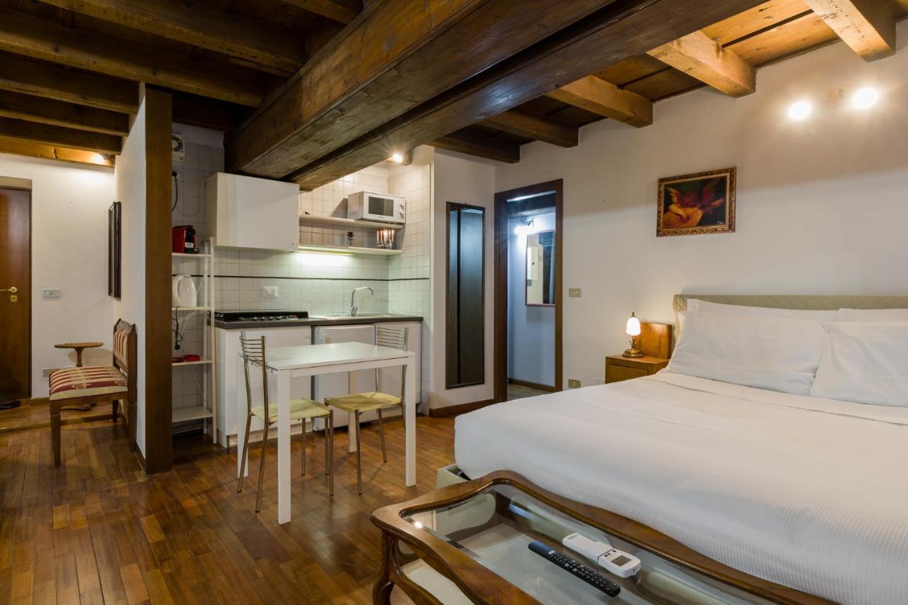 Appartement Leoncin d'oro à Vérone Extérieur photo