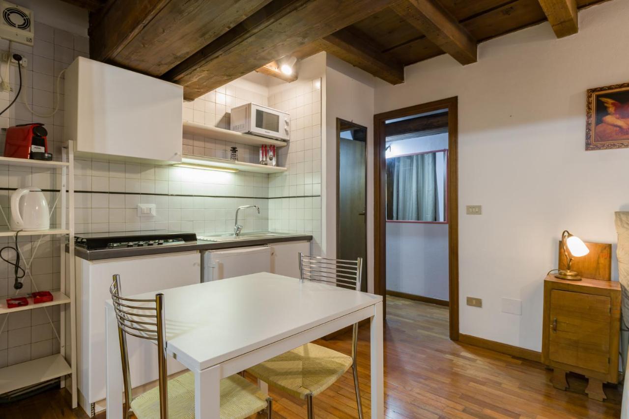 Appartement Leoncin d'oro à Vérone Extérieur photo